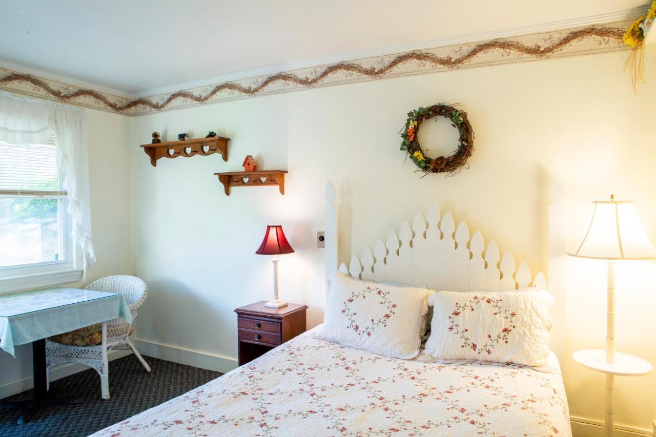 The Chimney Rock Inn & Cottages Eksteriør billede