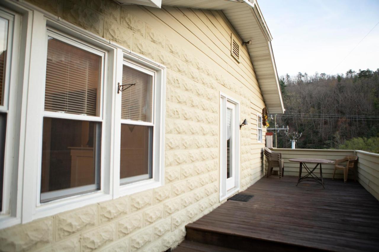 The Chimney Rock Inn & Cottages Eksteriør billede
