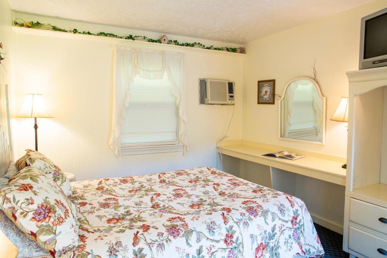 The Chimney Rock Inn & Cottages Eksteriør billede